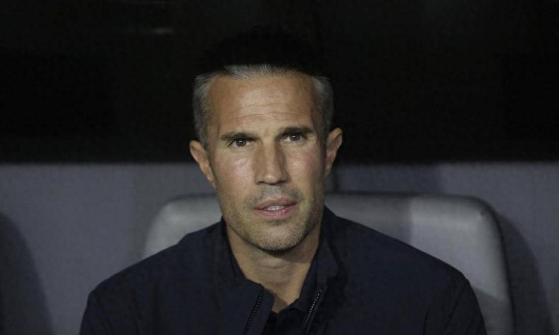 今晚费耶诺德回应争议：欧冠节点到来，质疑声仍在，赛程密集仍需轮换的简单介绍-3377彩票