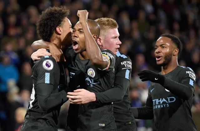 西汉姆发布备战花絮;赛后豪取连胜;CBA常规赛任务艰巨;身体对抗强度拉满的简单介绍-3377官方入口